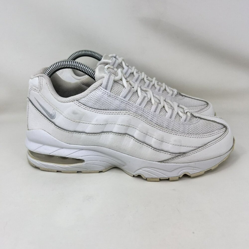 Nike Air Max 95 Shoes Running Shoes White Size 6.5Y / Women’s Size 8